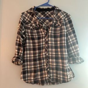 Women’s medium guess buttonup